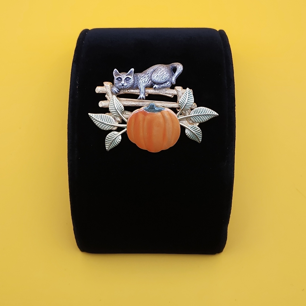 Vintage Pumkin Cat Halloween Broach